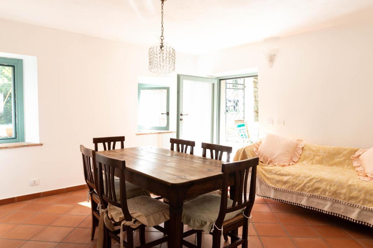 La Marcona Apartment Serramazzoni Ngoại thất bức ảnh